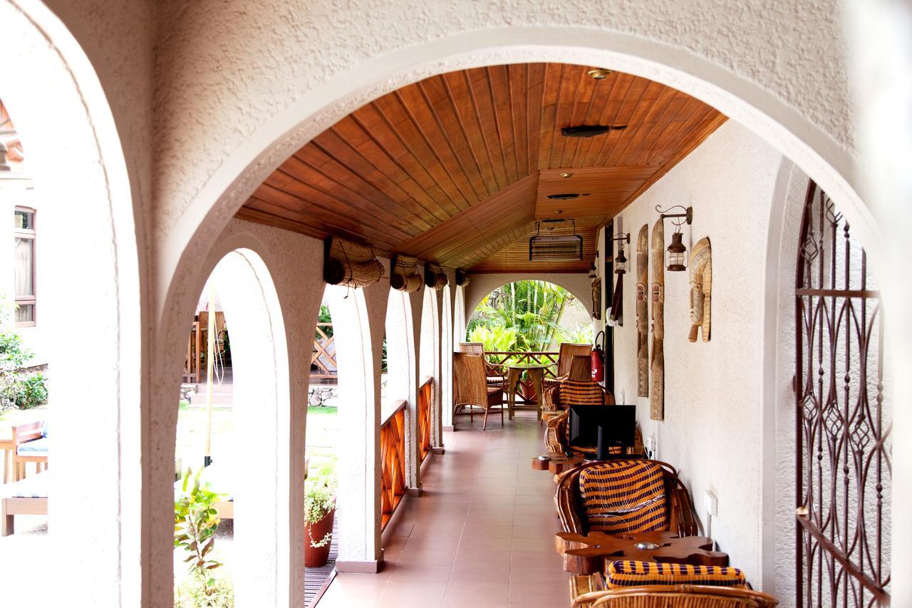 Mahogany Lodge, Cantonments Akra Zewnętrze zdjęcie